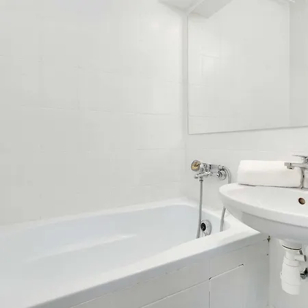 شقة Bright Bema Near Centre By Renters غدينيا