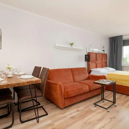 Bright Bema Near Centre By Renters شقة *